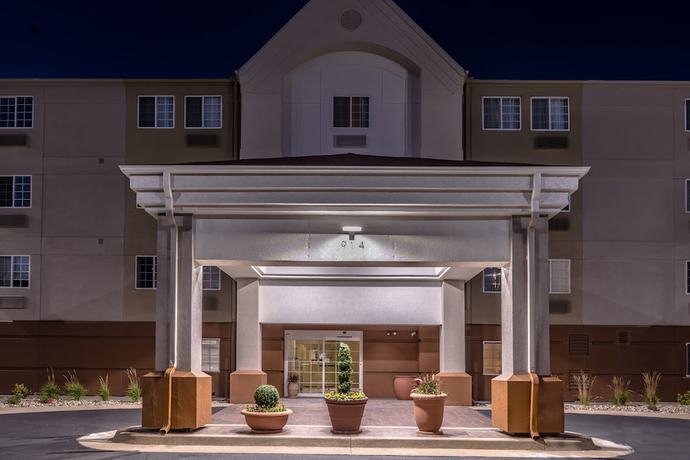 Imagen general del Hotel Candlewood Suites Topeka West, an IHG. Foto 3