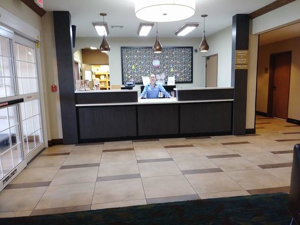 Imagen de los interiores del Hotel Candlewood Suites Tulsa, An Ihg. Foto 20