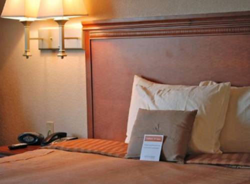 Imagen de la habitación del Hotel Candlewood Suites Turlock, An Ihg. Foto 3