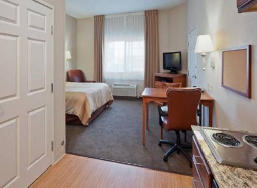 Imagen de la habitación del Hotel Candlewood Suites Turlock, An Ihg. Foto 4