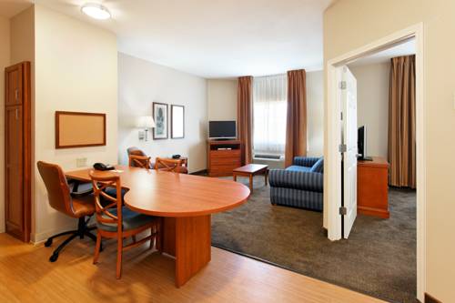 Imagen de la habitación del Hotel Candlewood Suites Tuscaloosa. Foto 11