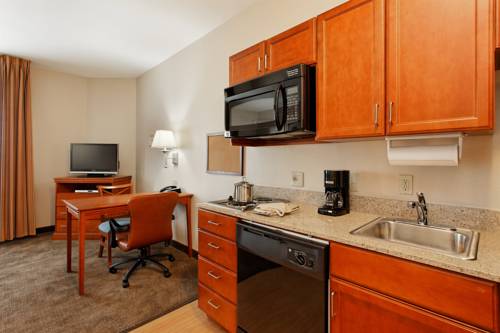 Imagen de la habitación del Hotel Candlewood Suites Tuscaloosa. Foto 12