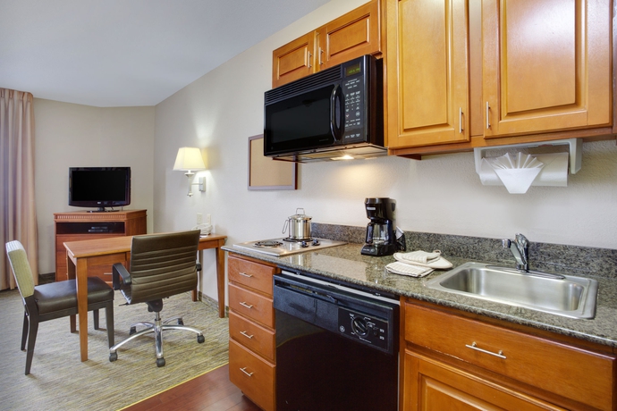 Imagen de la habitación del Hotel Candlewood Suites Virginia Beach Town Center, An Ihg. Foto 10