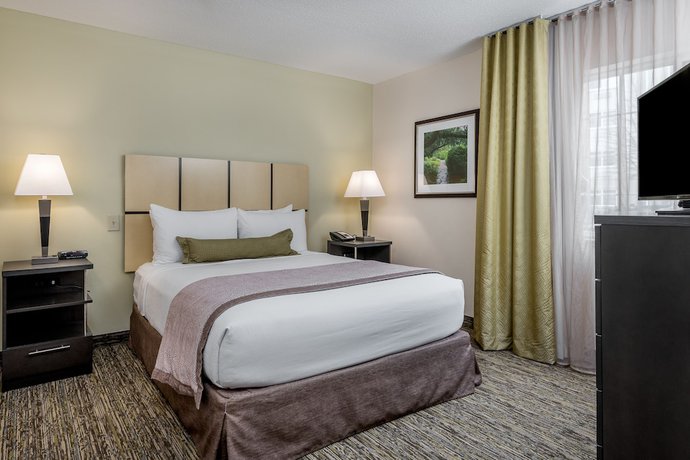 Imagen de la habitación del Hotel Candlewood Suites Washington Dulles Sterling, an IHG. Foto 15