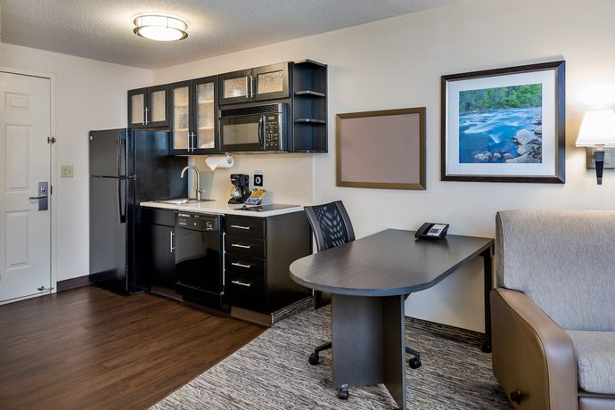Imagen de la habitación del Hotel Candlewood Suites Washington Dulles Sterling, an IHG. Foto 16