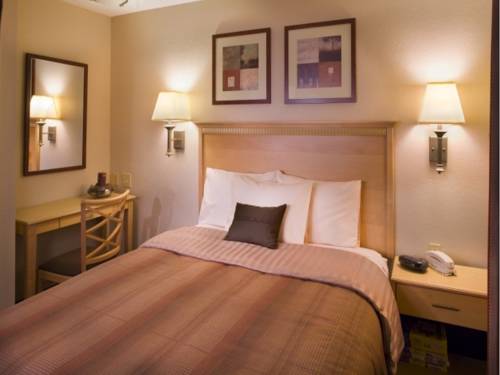 Imagen de la habitación del Hotel Candlewood Suites Washington North. Foto 10