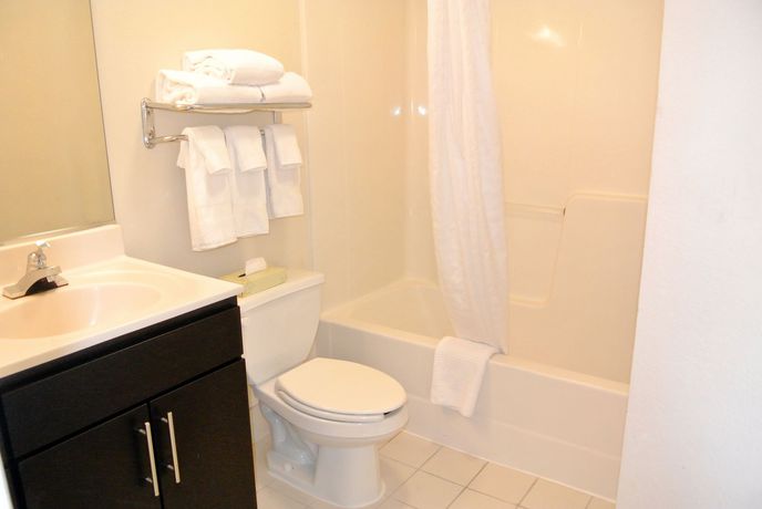 Imagen de la habitación del Hotel Candlewood Suites Washington-fairfax, An Ihg. Foto 7