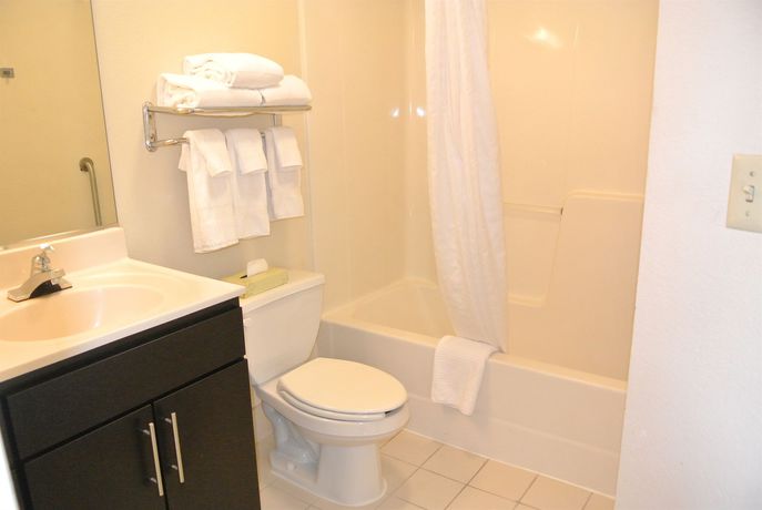 Imagen de los interiores del Hotel Candlewood Suites Washington-fairfax, An Ihg. Foto 14