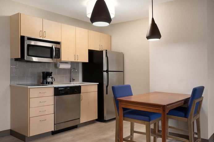 Imagen de la habitación del Hotel Candlewood Suites Watertown Fort Drum, An Ihg. Foto 4