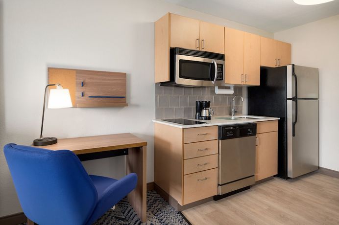 Imagen de la habitación del Hotel Candlewood Suites Watertown Fort Drum, An Ihg. Foto 5