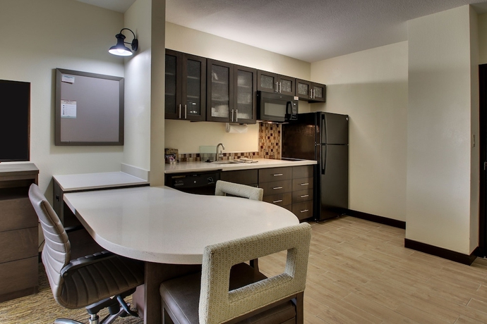 Imagen de la habitación del Hotel Candlewood Suites Wichita East, An Ihg. Foto 7