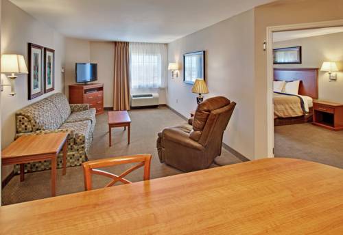 Imagen de la habitación del Hotel Candlewood Suites Williston. Foto 6