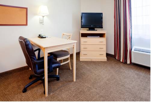 Imagen de la habitación del Hotel Candlewood Suites Wilson. Foto 8