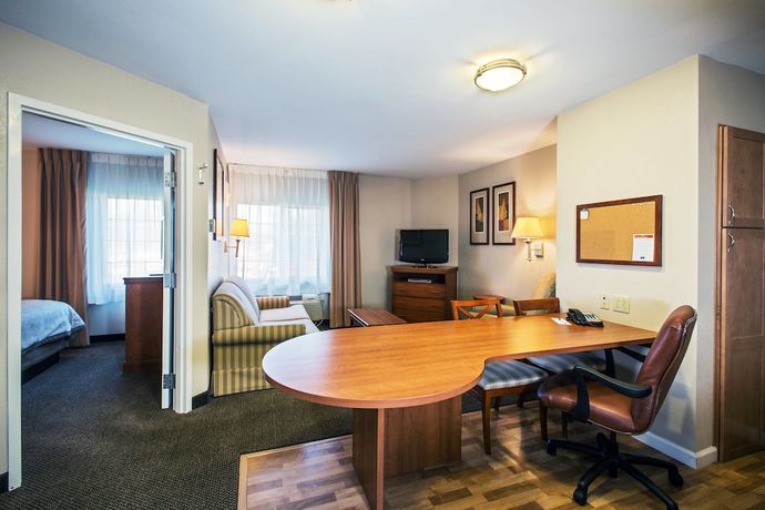 Imagen de la habitación del Hotel Candlewood Suites Windsor Locks Bradley Arpt, An Ihg. Foto 7