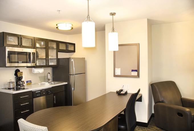 Imagen de la habitación del Hotel Candlewood Suites York. Foto 6
