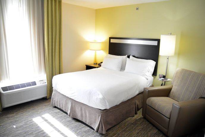 Imagen de la habitación del Hotel Candlewood Suites Youngstown W I-80 Niles Area, An Ihg. Foto 2