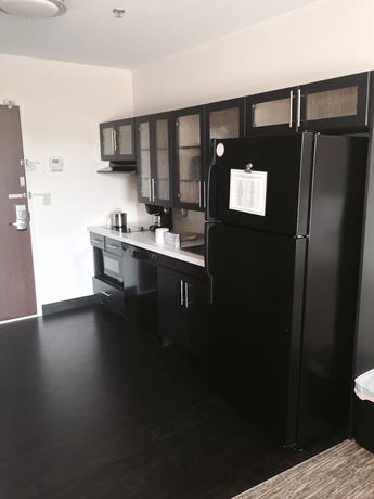 Imagen de la habitación del Hotel Candlewood Suites Youngstown W I-80 Niles Area, An Ihg. Foto 6