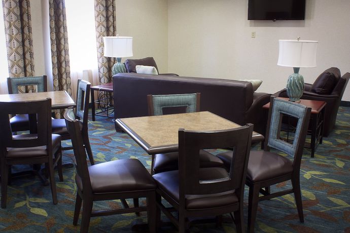 Imagen de los interiores del Hotel Candlewood Suites Youngstown W I-80 Niles Area, An Ihg. Foto 19