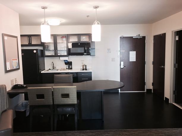 Imagen de la habitación del Hotel Candlewood Suites Youngstown W I-80 Niles Area, An Ihg. Foto 14