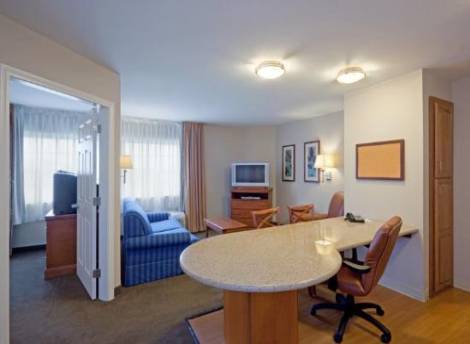 Imagen de la habitación del Hotel Candlewood Suites-west Springfield. Foto 4