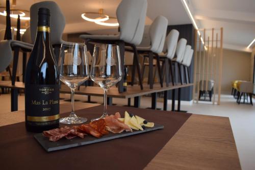 Imagen de los interiores del Hotel Candor. Foto 7