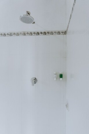 Imagen de la habitación del Hotel Candra Cottage. Foto 30