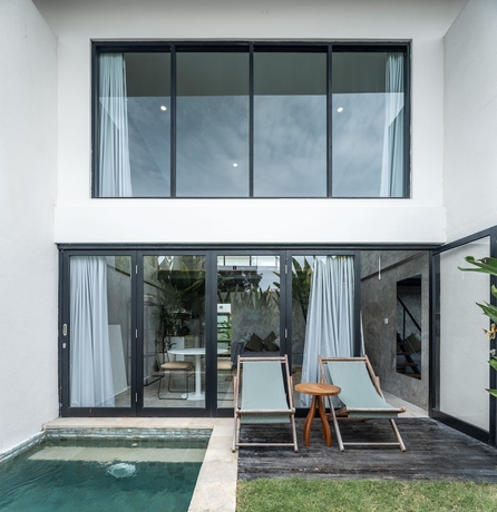 Imagen de la habitación del Hotel Canggu 2Plex. Foto 15