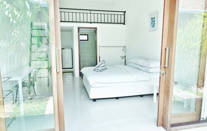 Imagen de la habitación del Hotel Canggu Beach Inn. Foto 4