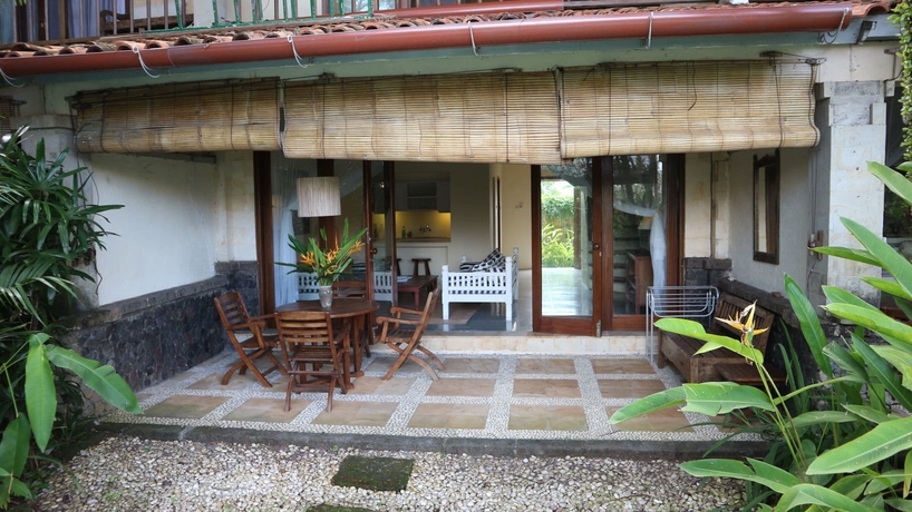 Imagen de los exteriores del Hotel Canggu Suites. Foto 7