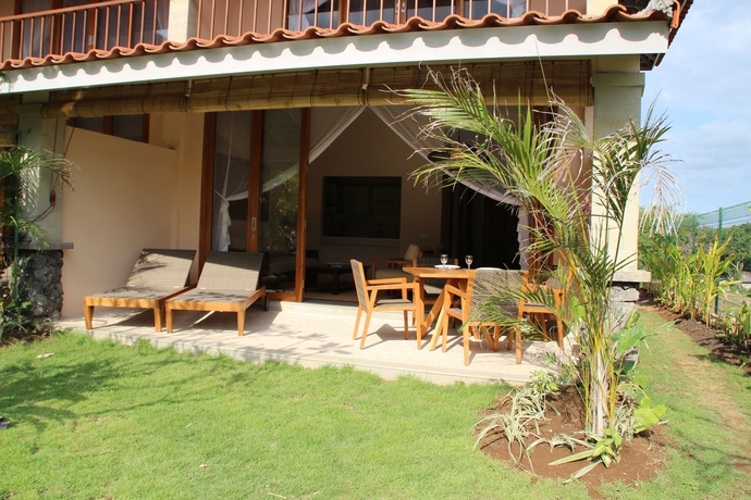 Imagen de los exteriores del Hotel Canggu Suites. Foto 8