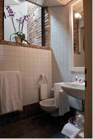 Imagen de la habitación del Hotel Cangrande, Lazise. Foto 6