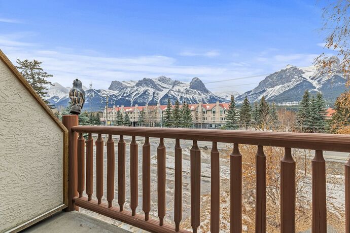Imagen general del Hotel Canmore Rocky Mountain Inn. Foto 10