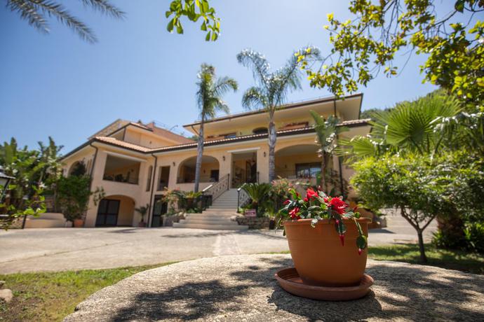 Imagen general del Hotel Cannamele Resort. Foto 13