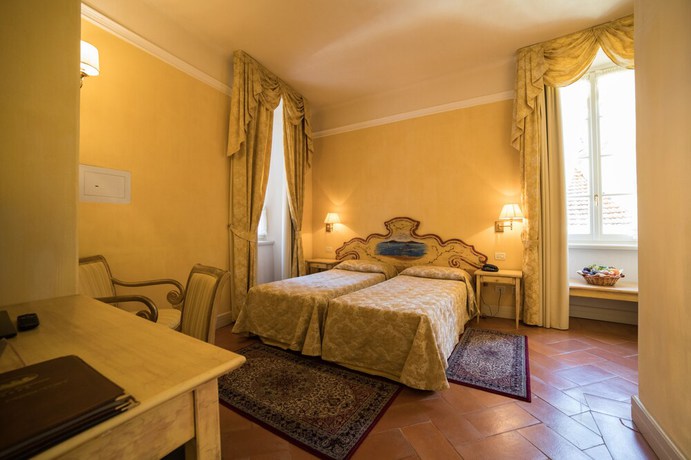 Imagen de la habitación del Hotel Cannero Lakeside Resort. Foto 8