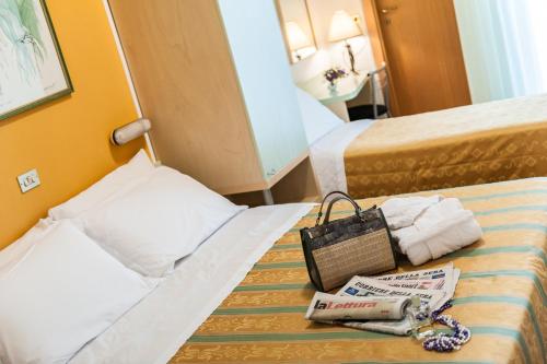 Imagen de la habitación del Hotel Cannes, Bellaria-Igea Marina. Foto 7