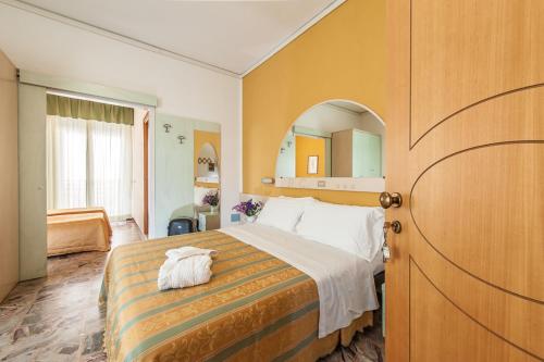 Imagen de la habitación del Hotel Cannes, Bellaria-Igea Marina. Foto 9