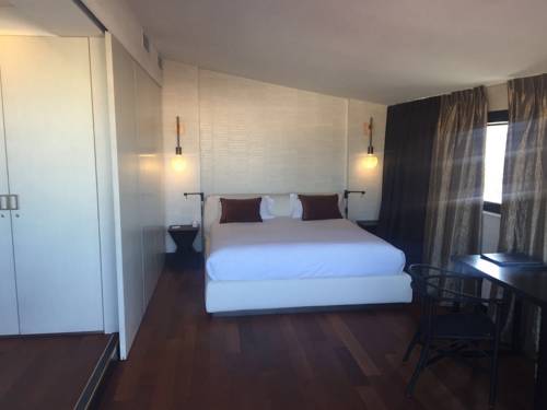 Imagen de la habitación del Hotel Cannes Centre Univers. Foto 2