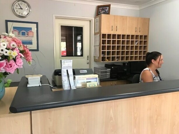 Imagen de los interiores del Hotel Canning Bridge Auto Lodge. Foto 34