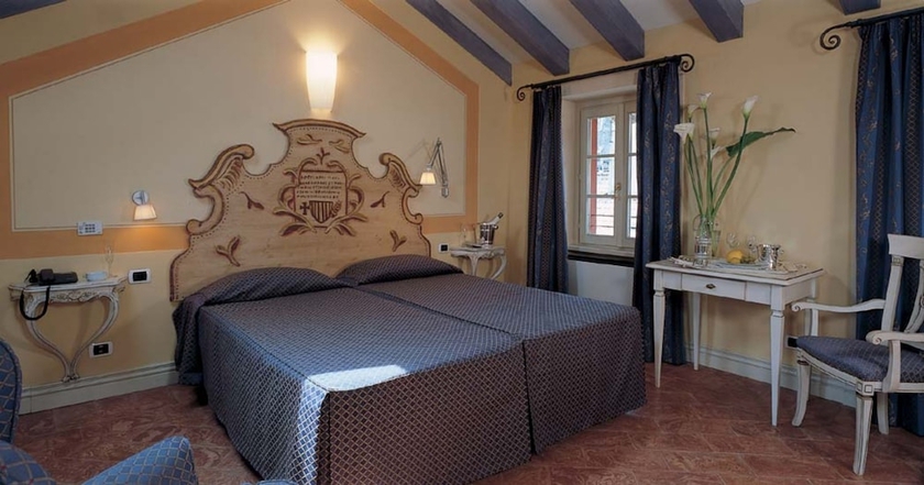 Imagen de la habitación del Hotel Cannobio. Foto 10