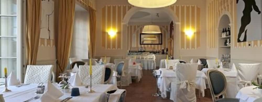 Imagen del bar/restaurante del Hotel Cannobio. Foto 3