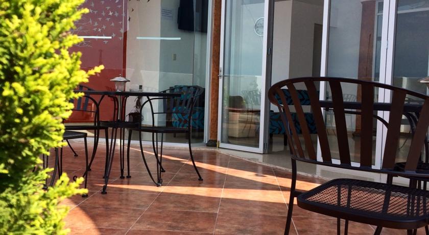 Imagen de los exteriores del Hotel Cano, Celaya. Foto 5