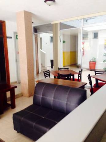 Imagen de los interiores del Hotel Cano, Celaya. Foto 6