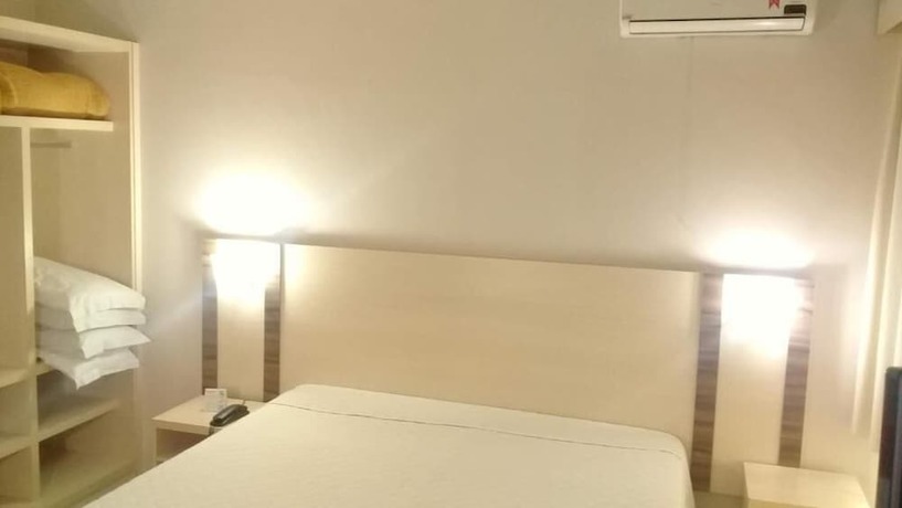 Imagen de la habitación del Hotel Canoas Parque. Foto 4