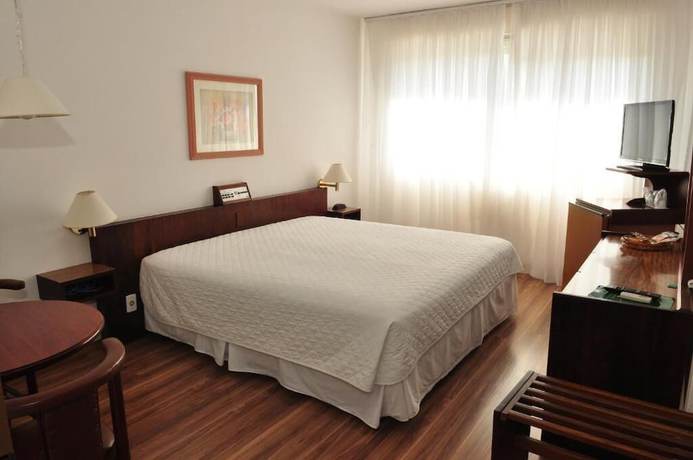 Imagen de la habitación del Hotel Canoas Parque. Foto 7