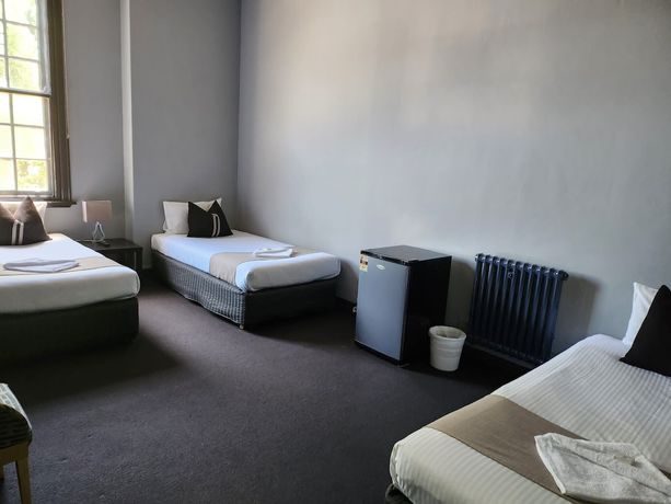 Imagen de la habitación del Hotel Canobolas. Foto 12