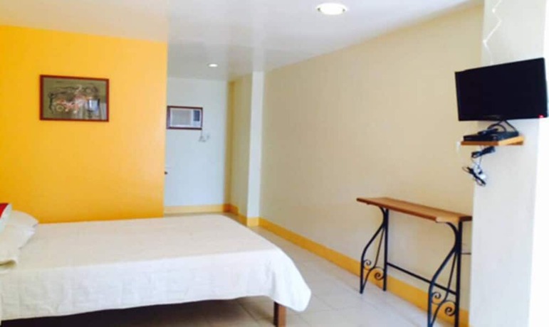 Imagen general del Hotel Canoe Beach Resort. Foto 4