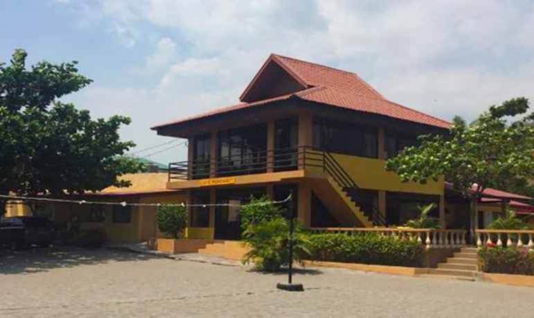 Imagen general del Hotel Canoe Beach Resort. Foto 6