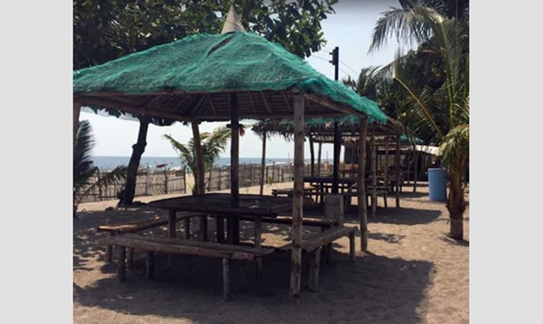 Imagen general del Hotel Canoe Beach Resort. Foto 10