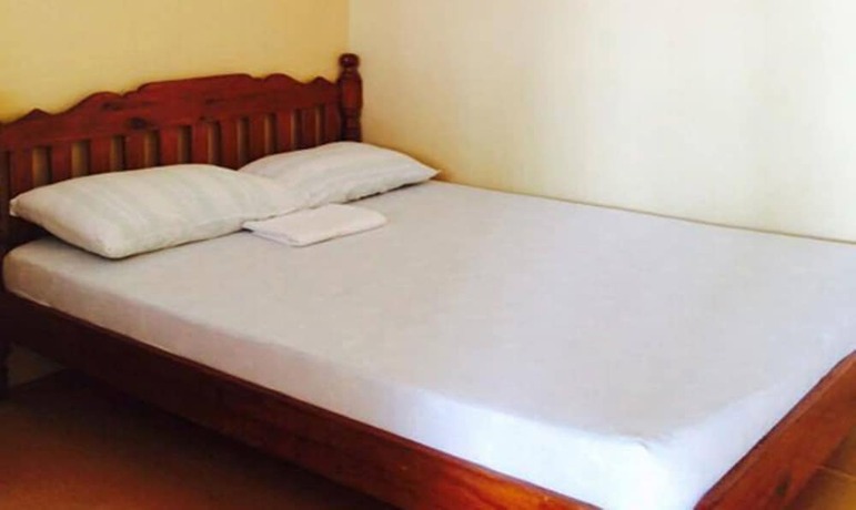 Imagen general del Hotel Canoe Beach Resort. Foto 14