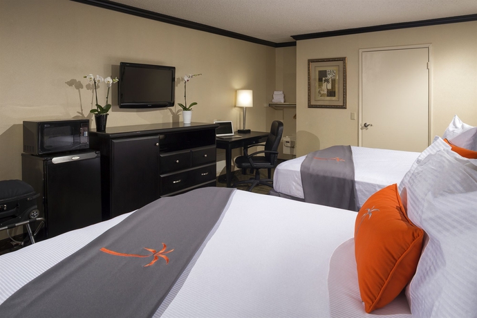 Imagen de la habitación del Hotel Canoga. Foto 4